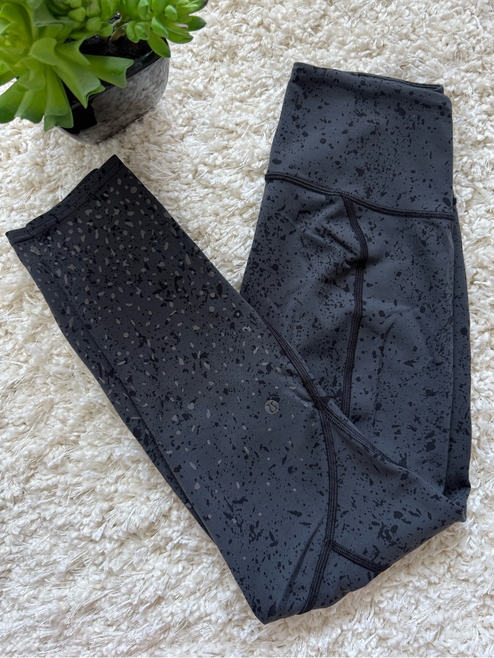 Lululemon Athletica Black Speckled Leggings